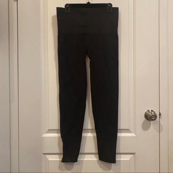 Spanx Side Zip Seamless Leggings - Picture 6 of 6